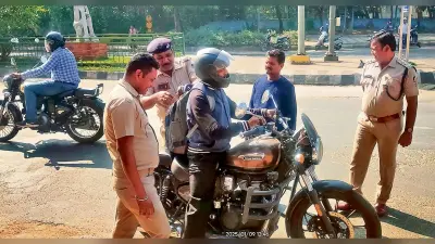 Rourkela News: सेवानिवृत्त कांस्टेबल से दिनदहाड़े पांच लाख रुपये की लूट, बाइक सवार बदमाश बैग छीन हुए फरार