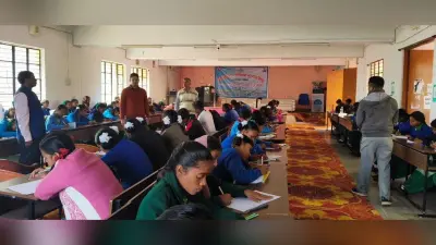 Chaibasa News : निबंध लेखन में अन्नापूर्णा प्रथम व सरिता द्वितीय
