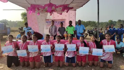 East Singhbhum : फुटबॉल में बिंगबुरु और कबड्डी में कस्तूरबा विद्यालय विजेता