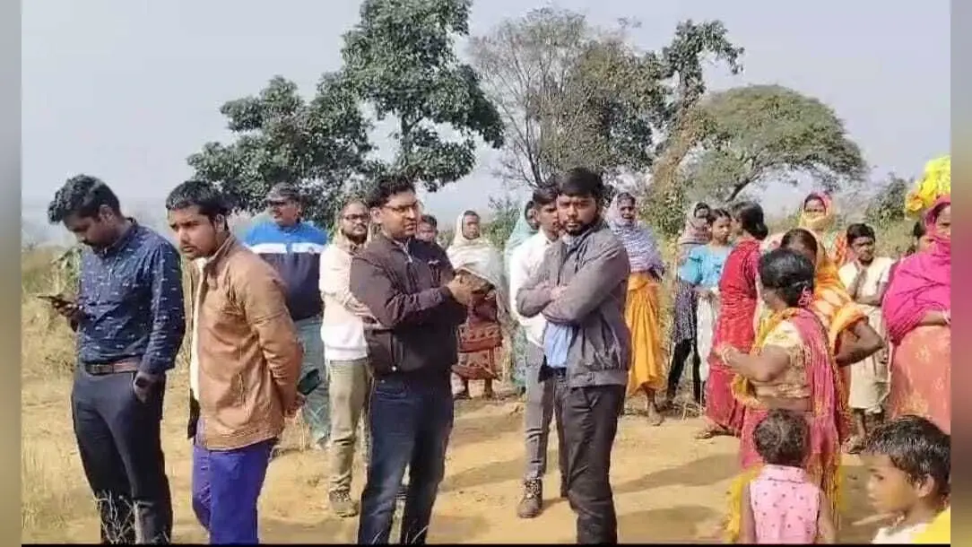 Dhanbad News:पंचेत में सोलर पावर प्रोजेक्ट के निर्माण का विरोध