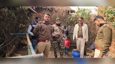 फरार चल रहे दो आरोपितों के घर कुर्की जब्ती की कार्रवाई