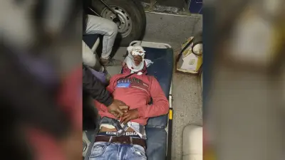 ट्रक की ठोकर से बाइक सवार जख्मी, रेफर