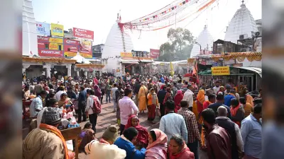 Deoghar News : मकर संक्रांति से पहले बाबा मंदिर में बढ़ी भीड़