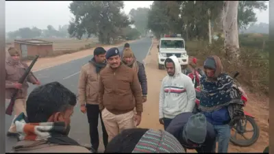 वाहन की ठोकर लगने से बाइक सवार घायल