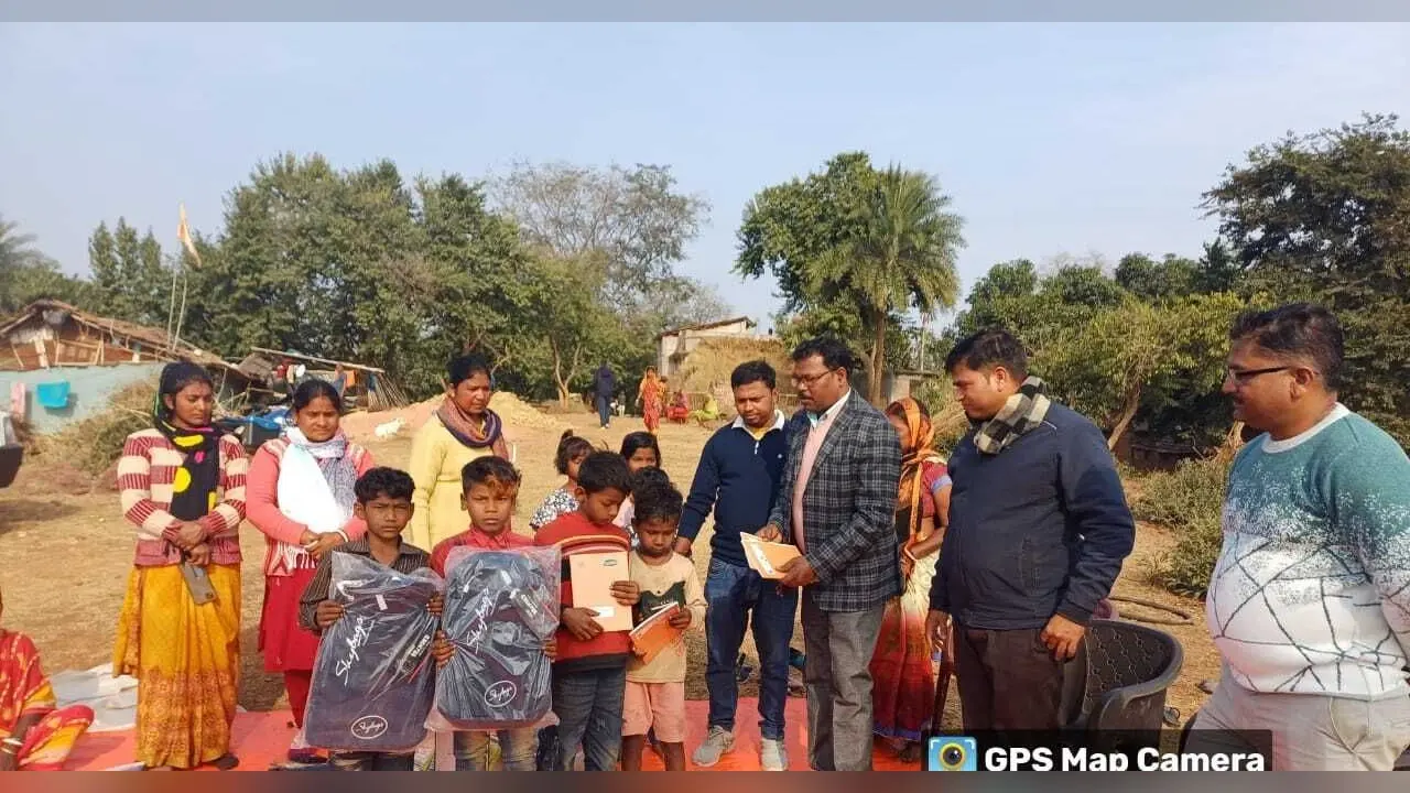 बीडीओ ने दीदियों को स्वावलंबी बनने के लिए किया प्रेरित