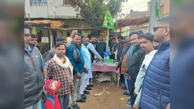 केक काटकर मनाया शिबू सोरेन का जन्म दिन