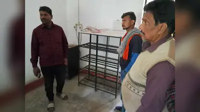 शाहजादपुर पंचायत सरकार भवन में चोरों ने चौथी बार की चोरी