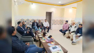 दो लाइनों पर विद्युतीकरण नहीं होने से परेशानी