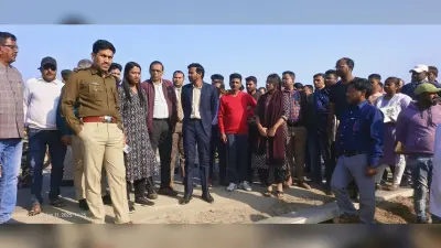सीएम की प्रगति यात्रा की तैयारियों का जायजा ले रहे डीएम व एसपी