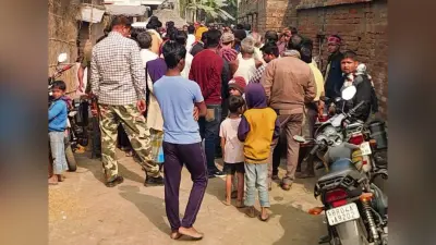 Chhapra News : मीठेपुर में युवक की चाकू मारकर हत्या, जांच में जुटी पुलिस