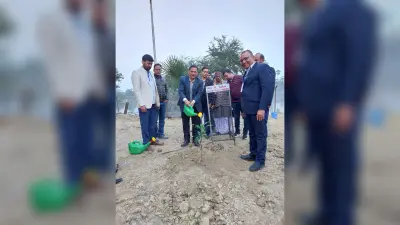 Darbhanga News : ऊर्जा सचिव ने की बिजली विभाग की परियोजना व राजस्व वसूली की समीक्षा