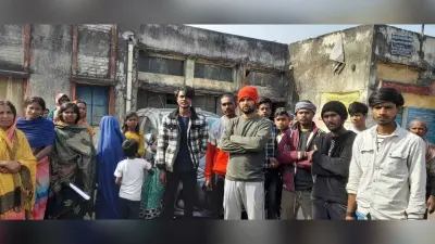 Dhanbad News:गोल्डेन पहाड़ी के लोगों ने प्रबंधन के खिलाफ किया प्रदर्शन