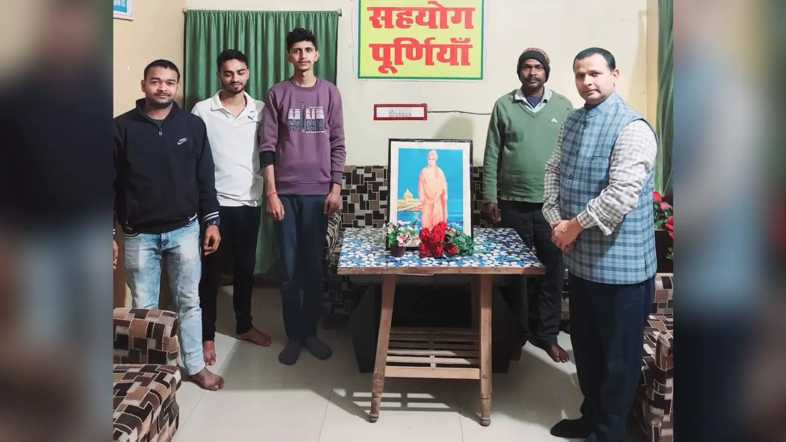 युवा उत्सव पर भाषण व निबंध प्रतियोगिता आयोजित, सम्मानित किये गये प्रतिभागी