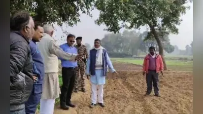 संभावित बौद्ध अवशिष्ट की तलाश में डीएम ने किया स्थलीय निरीक्षण