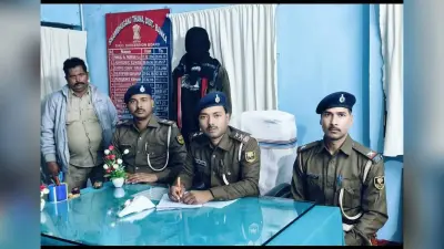 फरार आरोपित कट्टा व चार जिंदा कारतूस के साथ गिरफ्तार
