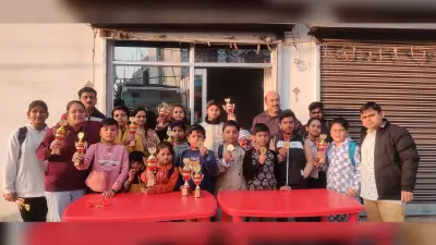 चेस क्रॉप्स शतरंज प्रतियोगिता में विवान,अमैरा,आरव व कृष्णा ने मारी बाजी