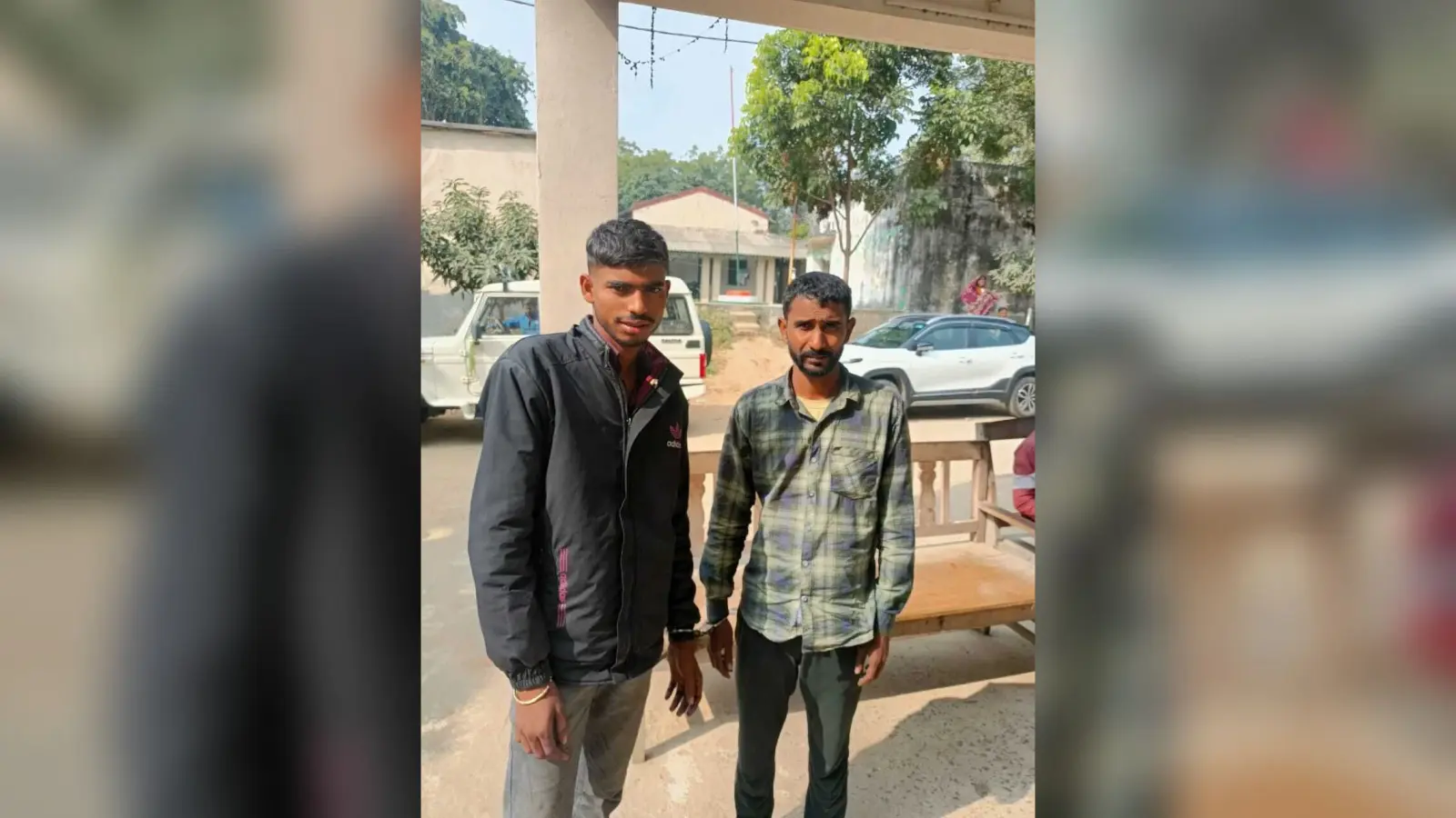 शराब के साथ दो तस्कर गिरफ्तार