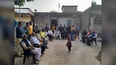 पूर्व विधायक पीड़ित परिजनों को बंधाया ढांढ़स