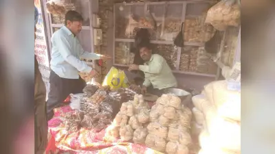 Darbhanga News: मकर संक्रांति को विभिन्न वेरायटी के तिलकुट व लाई से सज गये बाजार