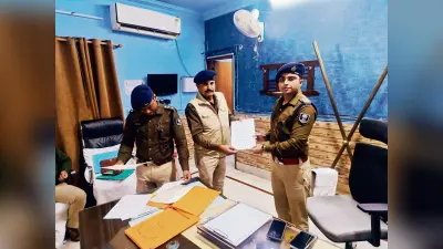 Buxar News: बेहतर कार्य करने वाले नौ थानाध्यक्ष हुए सम्मानित