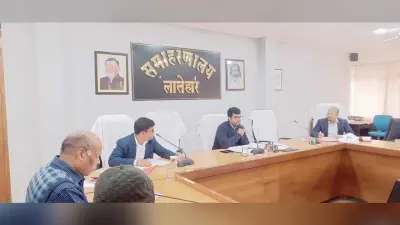 छात्र-छात्राओं को मिले सरकारी योजनाओं का लाभ: डीसी