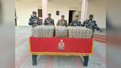 नदी के रास्ते तस्करी कर लाये जा रहे 138 किग्रा गांजा व नाव जब्त, तस्कर फरार