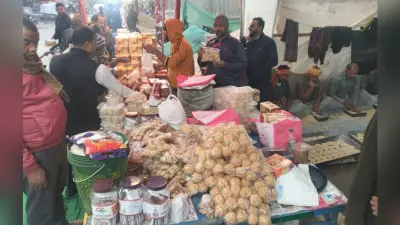 मकर संक्रांति आज, बाजारों में अंतिम खरीदारी के लिए जुटी भीड़