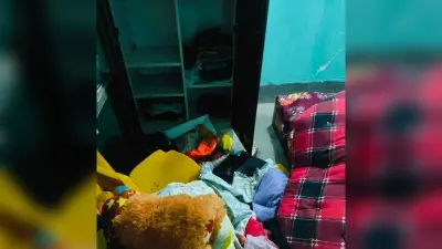 बैंककर्मी के बंद घर से 25 लाख के जेवर चोरी