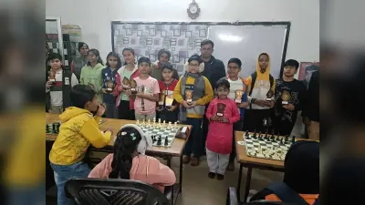 Chaibasa News : मनीष शर्मा ने जीता चक्रधरपुर ओपन चेस चैंपियनशिप का खिताब