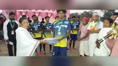 Chaibasa News : बेलचा ग्रुप को 3-0 से हराकर बोदरा स्टार बना विजेता