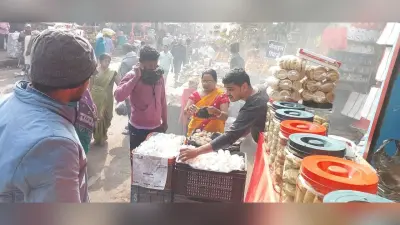 मकर संक्रांति की खरीदारी को लेकर बाजार में लगी रही भीड़
