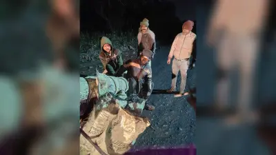 Bokaro News : गश्ती दल पर चाेरों ने की पत्थरबाजी