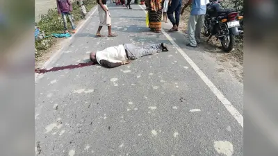 टोटो की टक्कर से बाइक सवार अधेड़ की मौत