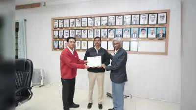 चिरेका के आठ कर्मियों को मिला मैन ऑफ द मंथ का अवार्ड