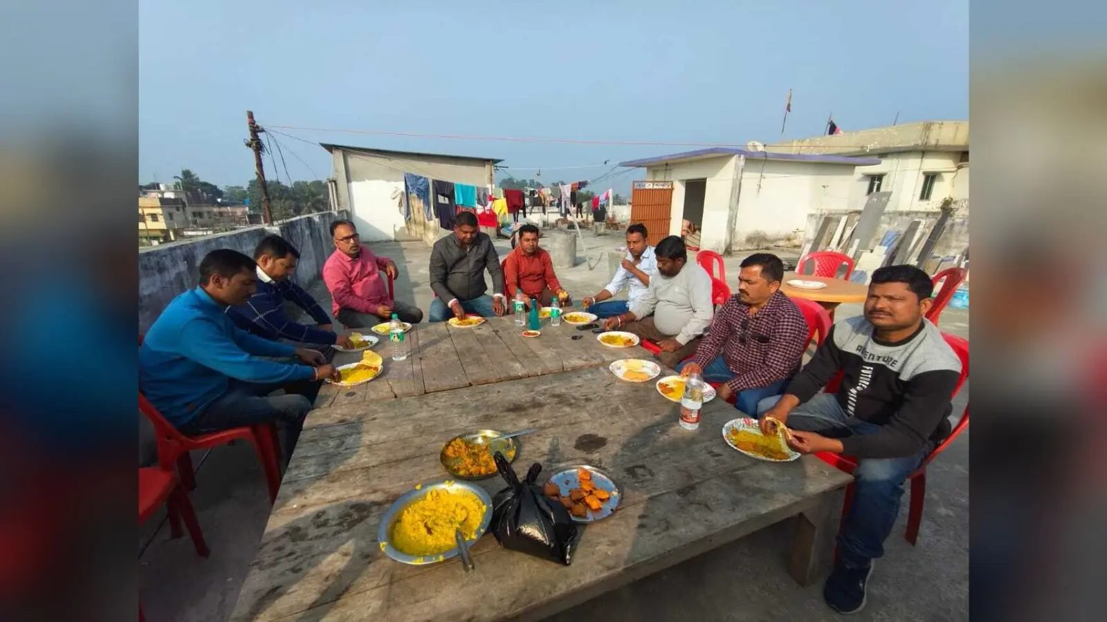 मकर सक्रांति पर श्रद्धालुओं ने लगाई आस्था की डुबकी