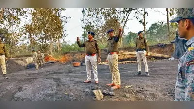Gaya News : लाइन होटल और दुकान की आड़ में चल रहा था गांजा, कोयले व डीजल का धंधा
