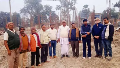 आदर्श थाना भवन पसराहा के निर्माण में गड़बड़ी बर्दाश्त नहीं – पंसस
