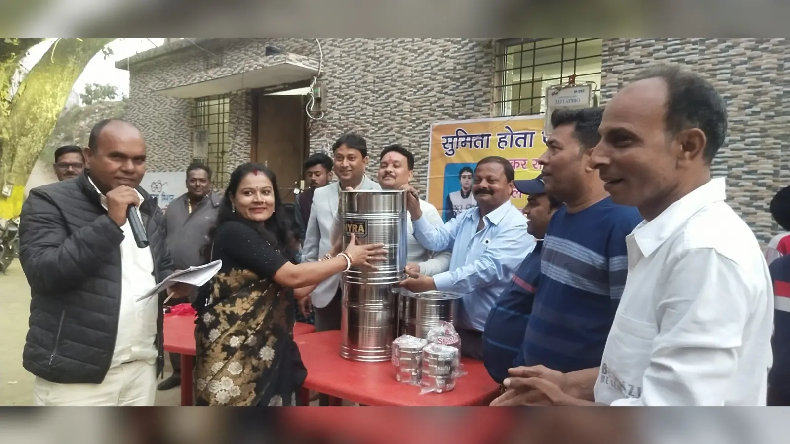 Chaibasa News : रंगोली में प्रतिमा मिस्त्री व चित्रांकन में सोनाक्षी जेना अव्वल