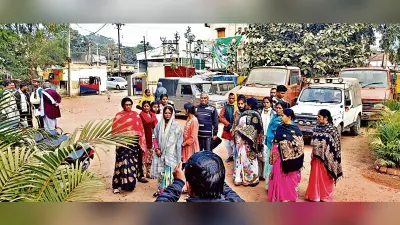 Ranchi News : हत्या के आरोपियों की गिरफ्तारी के लिए थाना में प्रदर्शन
