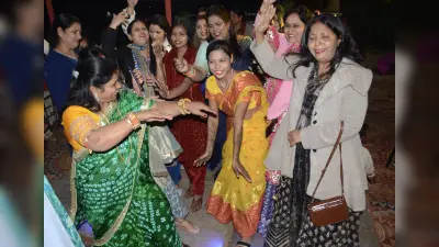 Dhanbad News : सर्व धर्म सामूहिक विवाह में 95 जोड़ों काे आशीर्वाद देने के लिए आज गोल्फ ग्राउंड पहुंचेंगे शहरवासी