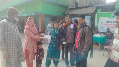 कबीर अंत्योष्टि योजना का चेक लाभुकों को मिला