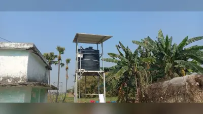 लाखों की लागत से लगा सोलर जलमीनार पड़ा है बेकार, पेयजल की किल्लत