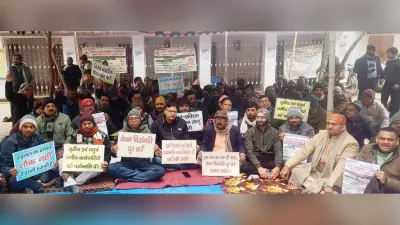 Munger news : न्यायालय कर्मचारी संघ ने किया हड़ताल, न्यायिक कार्य रहा प्रभावित, नहीं हुई मुकदमे में पैरवी