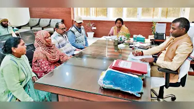 Ranchi news : डीसी के जनता दरबाद में लोगों ने लगायी फरियाद