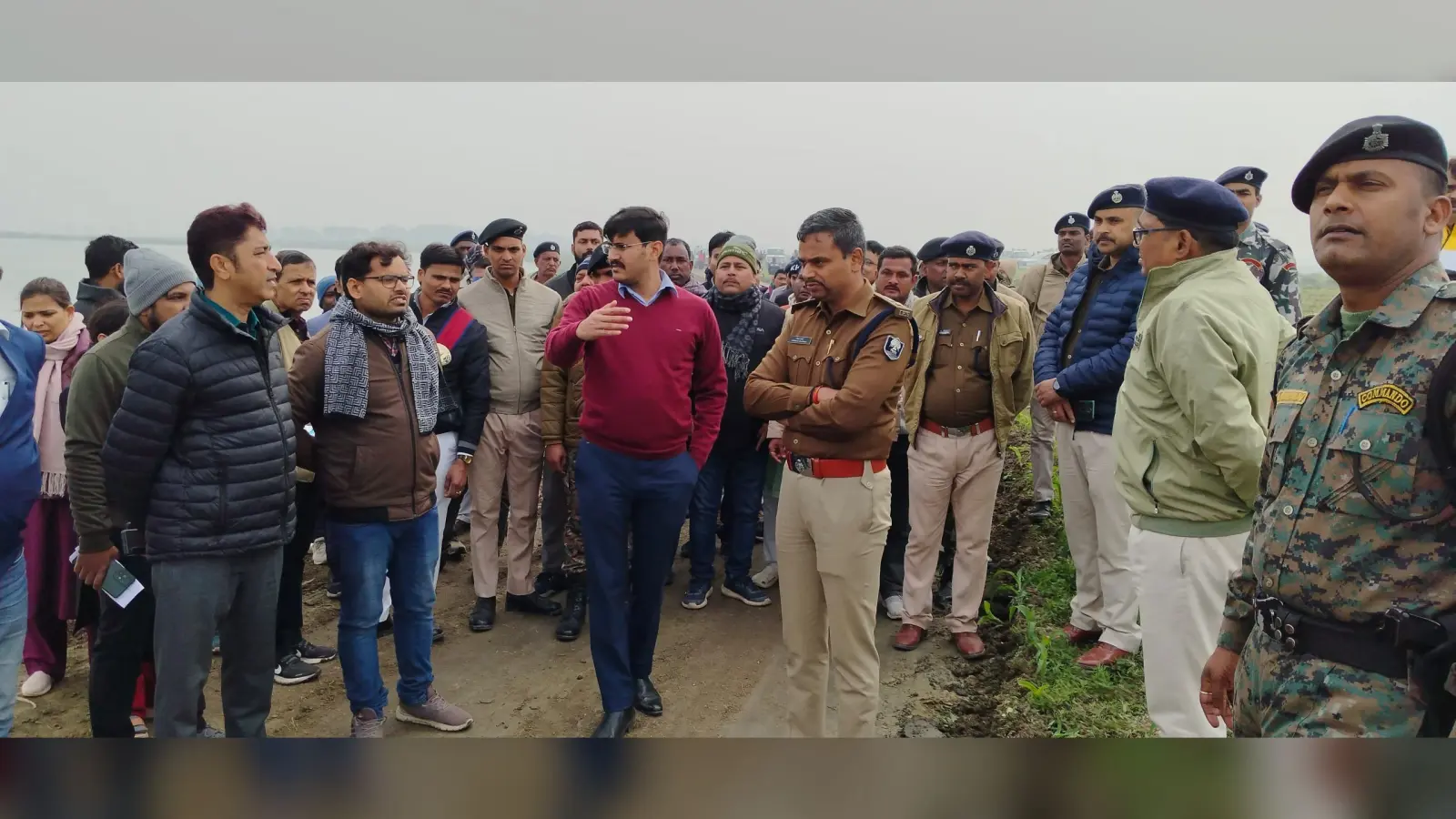 मुख्यमंत्री के प्रगति यात्रा की तैयारी को लेकर डीएम, एसपी ने गोगाबिल झील का लिया जायजा