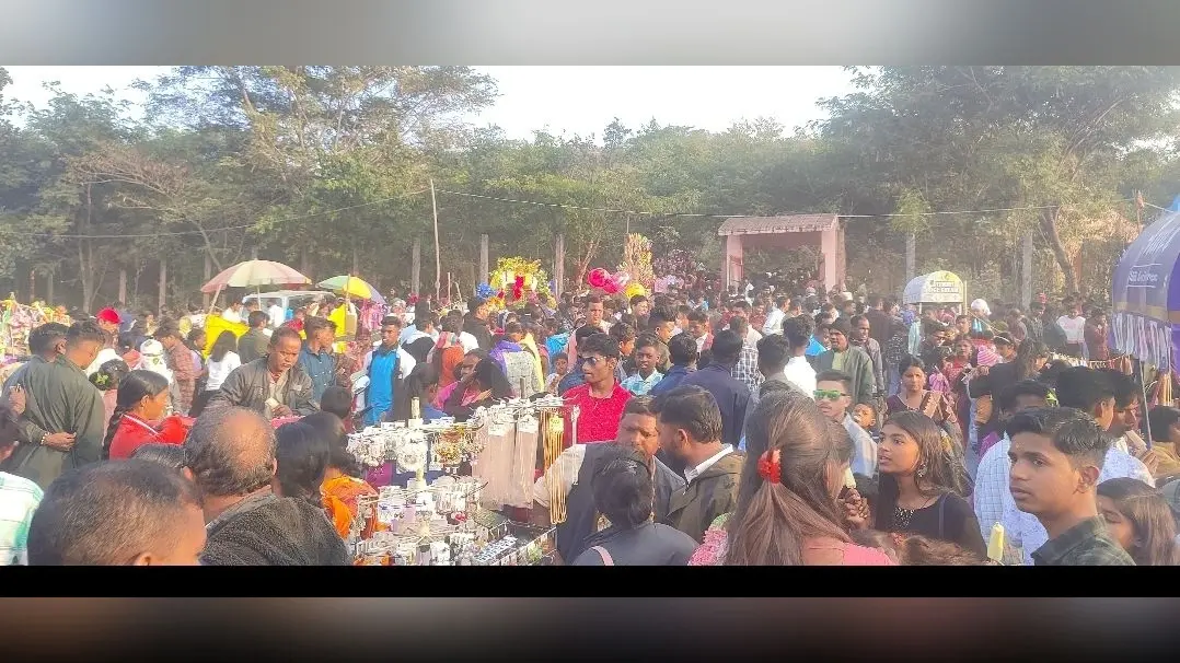 नीलगिरी मेले में भीड़, प्रतिभागी पुरस्कृत