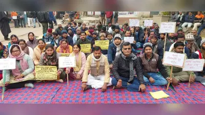 व्यवहार न्यायालय के कर्मियों की हड़ताल दूसरे दिन भी जारी