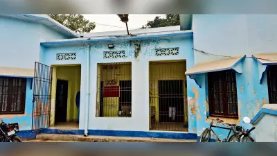 Chapra News : शहर में चल रहे अवैध नर्सिंग होम व जांच घर, नहीं हो रही कार्रवाई