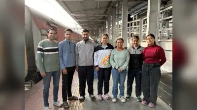 झारखंड सीनियर टेबल टेनिस टीम सूरत रवाना