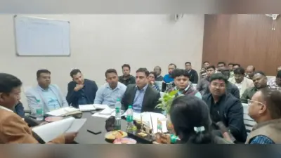 East Singhbhum news : कोल्हान के छूटे 183 टोलों में एक साल में बिजली पहुंचायें, राजस्व वसूली में तेजी लायें : जीएम